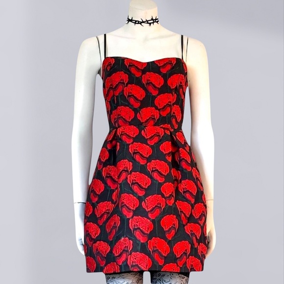 Romeo and Juliet Couture Red and Black Satin Brocade Jacquard Fabric Dress - Picture 1 of 6